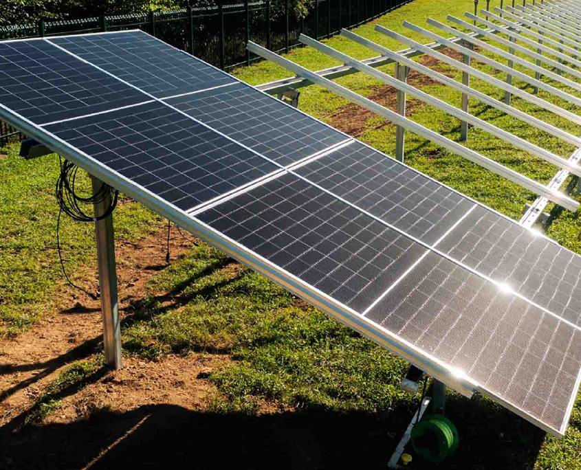 Montage von Photovoltaikkonstruktionen
